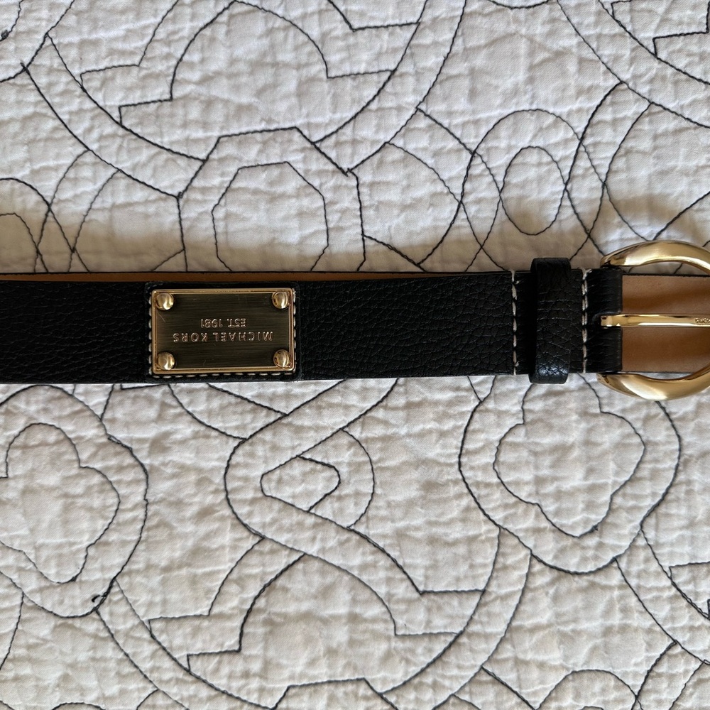 Michael Kors Black Belt with Gold Buckle and Adjustable Holes - Picture 4 of 7
